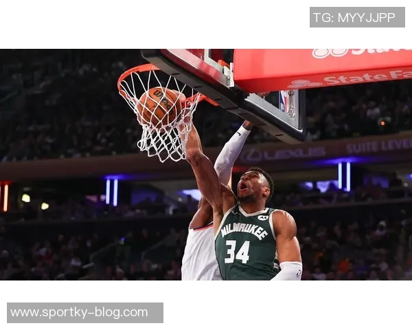 张佳玮分析米切尔的全面能力超越穆雷展现更强爆发力与速度 张佳玮分析米切尔的全面能力超越穆雷展现更强爆发力与速度